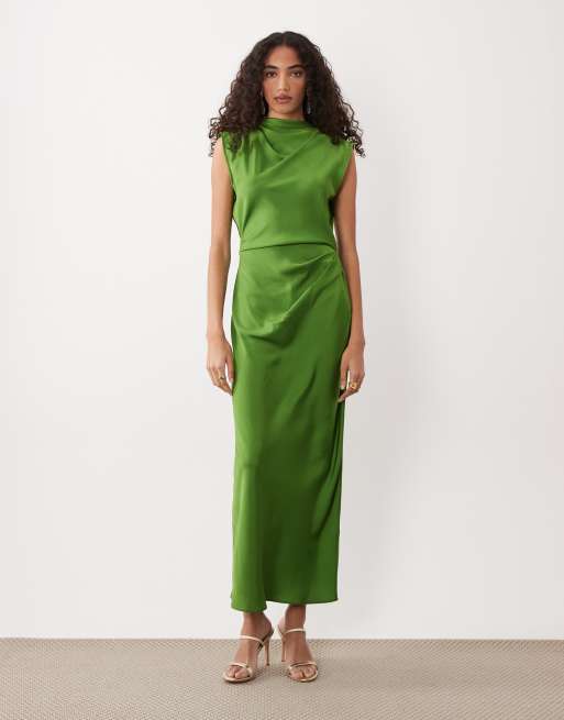 ASOS DESIGN Tall - Grøn højhalset midikjole med plisseret overdel i satin, 2 af 4