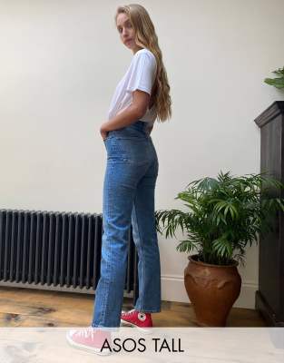 straight leg jeans with stretch