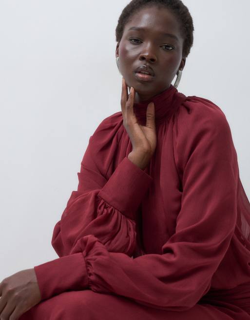 ASOS DESIGN Tall højhalset draperet chiffon maxikjole med bindebånd i halsen i bordeaux, 3 af 5