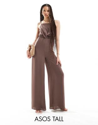 ASOS DESIGN Tall - Hochgeschlossener Jumpsuit in Schokobraun mit verdrehter Vorderseite-Lila