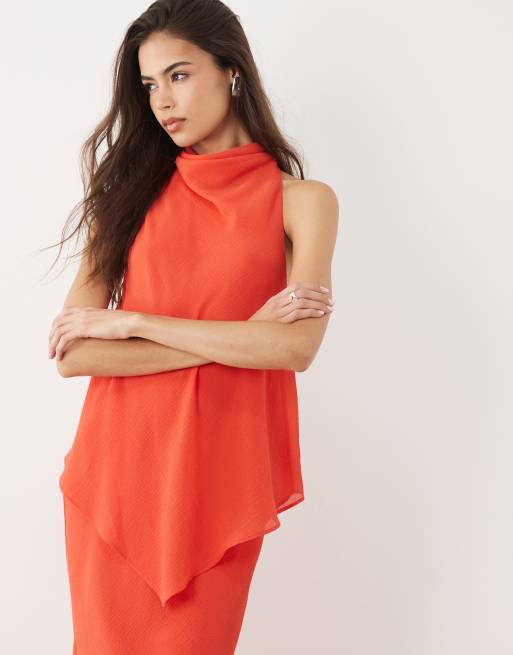 ASOS DESIGN Tall – Hochgeschlossenes, zweilagiges Chiffon-Maxikleid in Rot, 3 von 4
