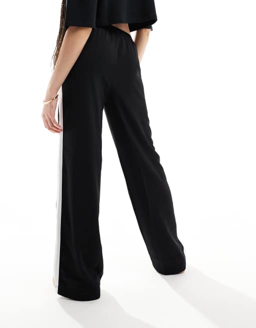 ASOS DESIGN Tall – Hose zum Hineinschlüpfen in Schwarz mit Kontrastbahn, 3 von 5