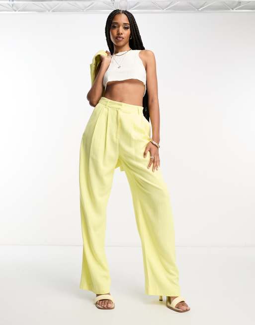 ASOS DESIGN Tall inverted pleat wide leg suit pants with linen in lemon, 4 of 4