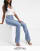 Thumbnail 1 van 4