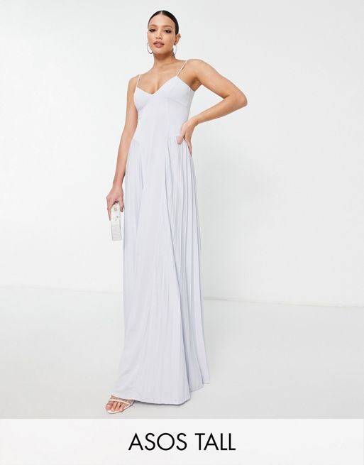 ASOS DESIGN Tall – Jasnoniebieska plisowana sukienka maxi na ramiączkach |  ASOS