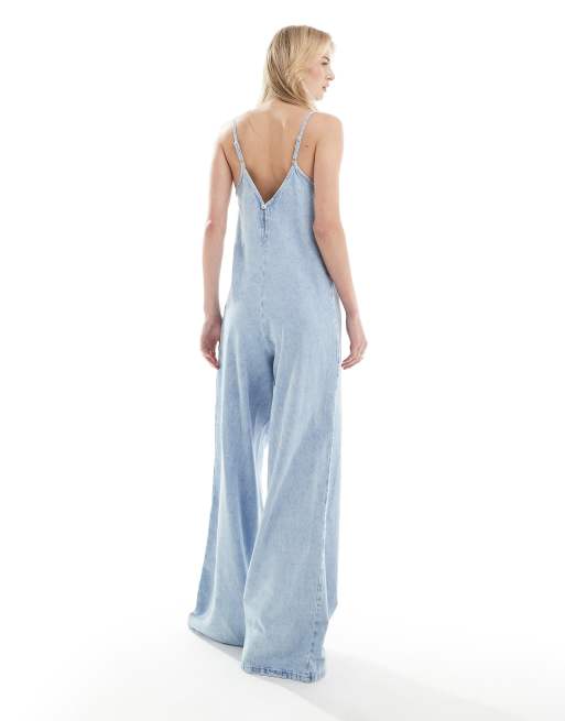 ASOS DESIGN Tall – Jasnoniebieski kombinezon z miękkiego jeansu, 4 z 4