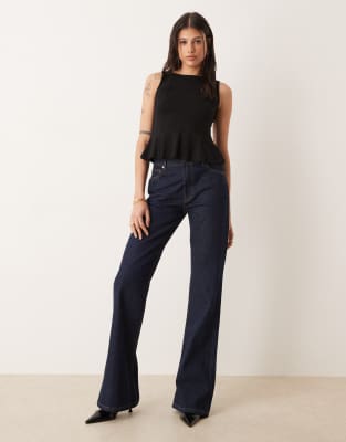 ASOS DESIGN Tall - Jean décontracté coupe évasée - Brut-Bleu marine 34