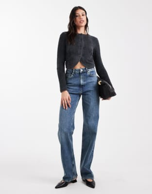 ASOS DESIGN Tall - Jean droit en denim stretch et confortable - Délavage vintage-Bleu W26 L38