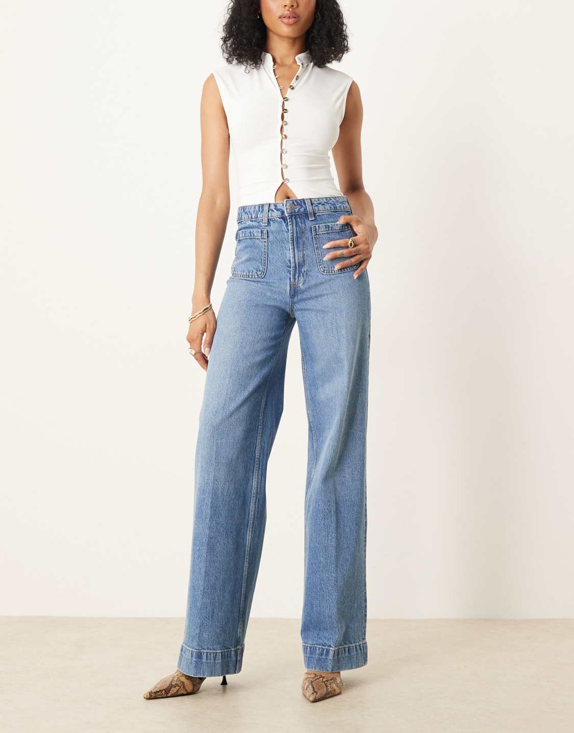 asos-design-tall-jean-large-a-taille-haute-avec-poches-a-lavant-bleu-moyen