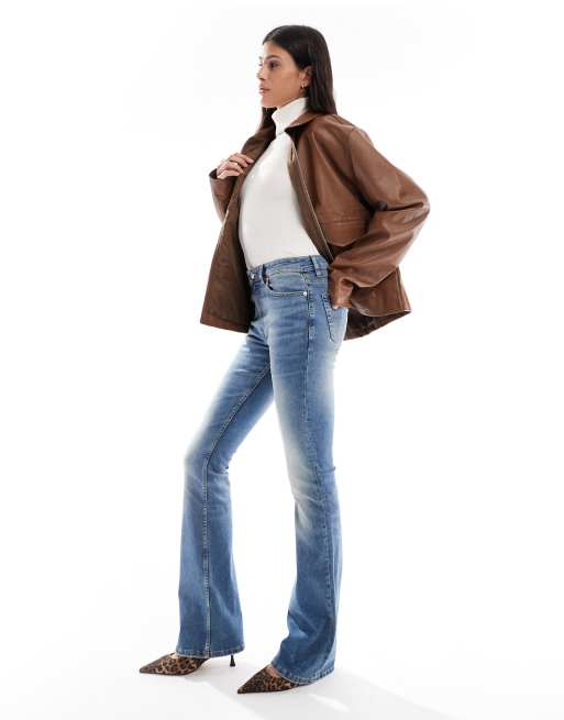 ASOS DESIGN Tall - Jeans bootcut lavaggio medio , 3 di 5