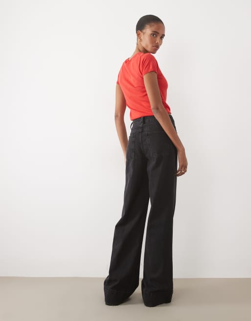 ASOS DESIGN Tall Jeans mit weitem Bein, Bügelfalte vorn und Gürtel in Schwarz, 3 von 5