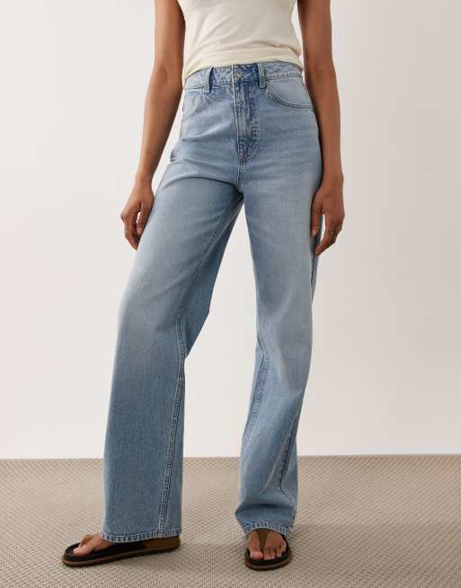 ASOS DESIGN Tall jeansy o prostych, szerokich nogawkach w jasnoniebieskim odcieniu denim, 3 z 5