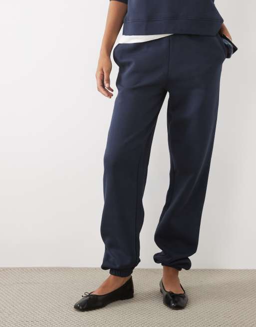 ASOS DESIGN Tall - Joggers con vuelta y tejido brushback en azul marino, 3 de 5