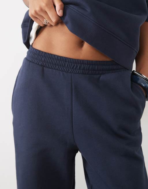 ASOS DESIGN Tall - Joggers con vuelta y tejido brushback en azul marino, 4 de 5