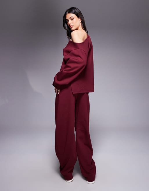 ASOS DESIGN Tall - Joggingbroek met wijde pijpen en interlock-naden in bordeauxrood, 4 van 5