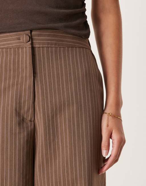 ASOS DESIGN Tall - Kaffebrune skræddersyede afslappede bukser med lige ben og striber, 4 af 5