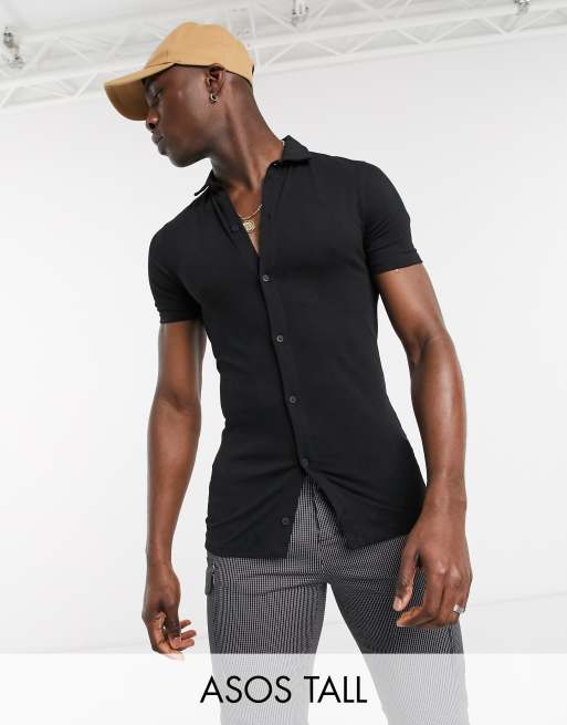 ASOS DESIGN Tall – Kurzärmliges, schwarzes Jerseyshirt in Muskelform 