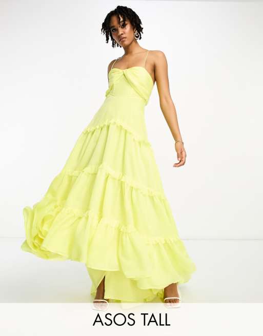 ASOS DESIGN Tall - Lagdelt babydoll-maxikjole med snoet front og flæser samt asymmetrisk kant i gul voile