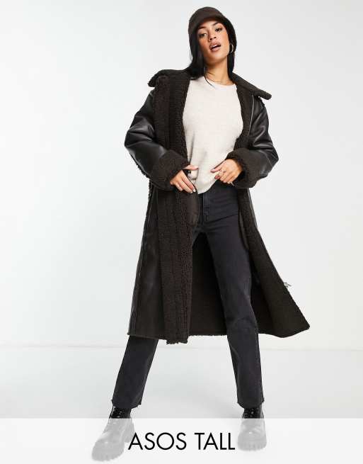 ASOS DESIGN Tall - Lange jas met gebonden borgkraag in donkerbruin