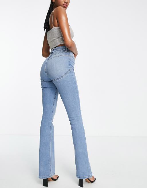ASOS DESIGN Tall - 'Lift & Contour' - Flared jeans met hoge taille en stretch in middenblauw, 2 van 4