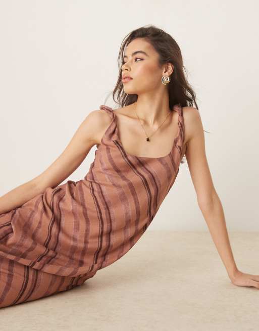 ASOS DESIGN Tall linen blend twist strap bias maxi dress in chocolate stripe, 2 of 4