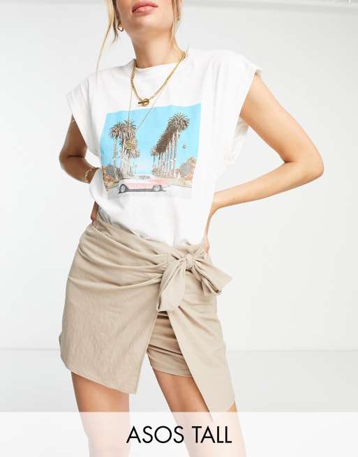 ASOS DESIGN Tall – Ljusbeige naturlig skort med omlottknytning