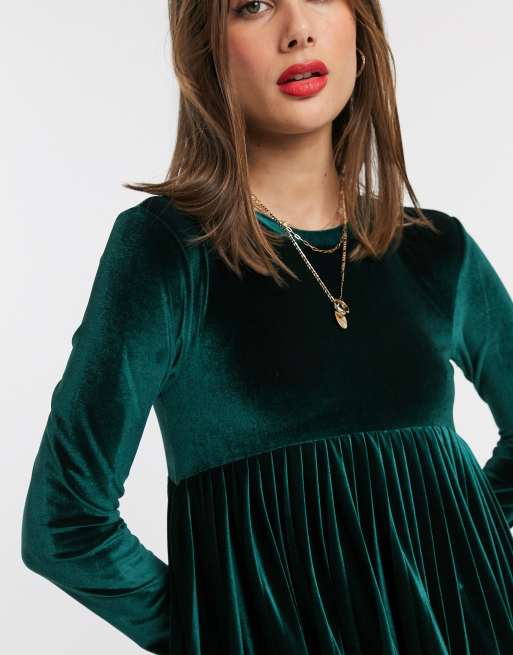 Asos green hotsell velvet pleated dress