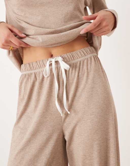 ASOS DESIGN Tall long sleeve top and wide leg pants pyjama set in brown marl, 3 of 4