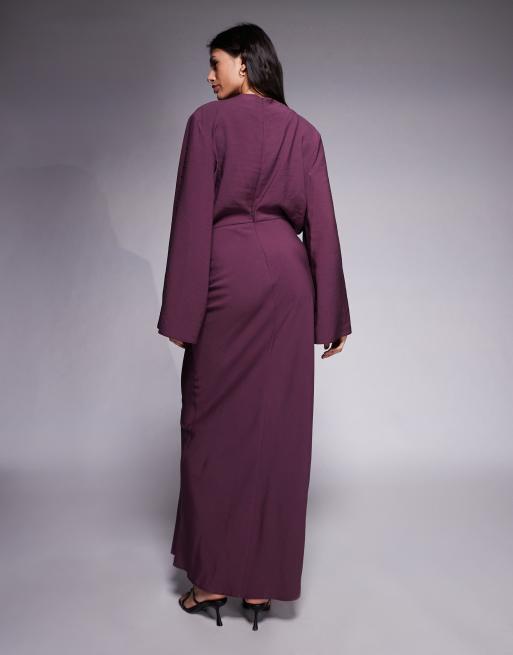 ASOS DESIGN Tall – Langärmliges Maxikleid in Pflaume mit Schrägschnitt und Zierfalten an der Taille