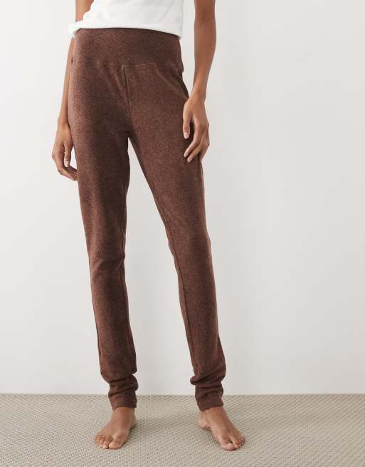 ASOS DESIGN Tall lounge mix & match lätt fleecelegging i choklad, 5 av 5