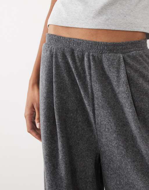 ASOS DESIGN Tall lounge mix & match lätta fleece-joggers i kolgrått, 3 av 5