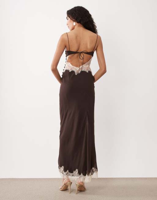 ASOS DESIGN Tall - Maxi slipdress met korset, kant en zijsplit in chocoladebruin, 4 van 4