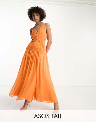 ASOS DESIGN Tall - Maxi-Trägerkleid in Orange mit Lochmuster und Kordelzug in der Taille