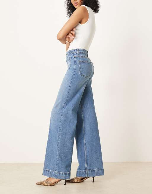 ASOS DESIGN Tall - Mellemblå jeans med høj talje, vide ben og lommer foran, 3 af 5