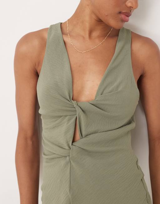ASOS DESIGN Tall – Midikleid in blassem Salbeigrün mit drapiertem Zierknoten vorn, 3 von 4