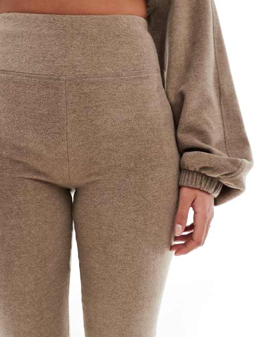 ASOS DESIGN Tall – Mieszaj i łącz – Brązowe legginsy polarowe, 4 z 5