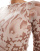 Thumbnail 4 van 4