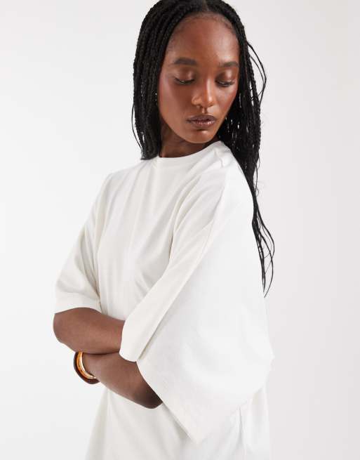 ASOS DESIGN Tall - Mini T-shirtjurk met vleermuismouwen in stone, 4 van 4