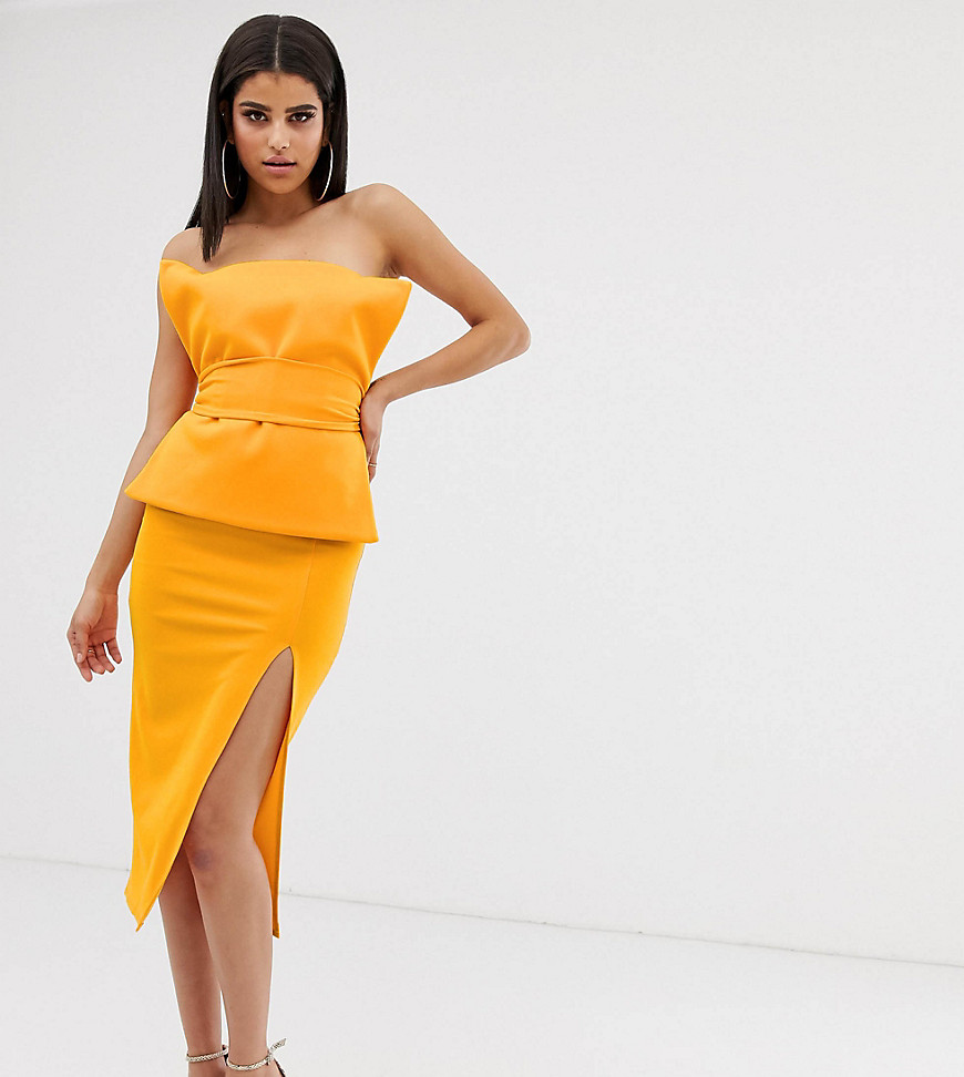 ASOS DESIGN Tall - Minimalistische bandeau midi-jurk met gevouwen laag en riem-Oranje