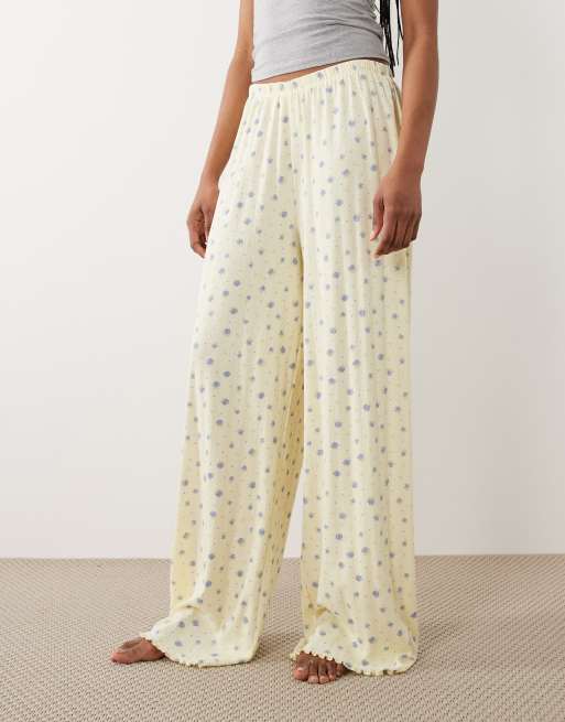 ASOS DESIGN Tall mix & match pointelle pyjama trouser in buttermilk & blue ditsy print, 3 of 4