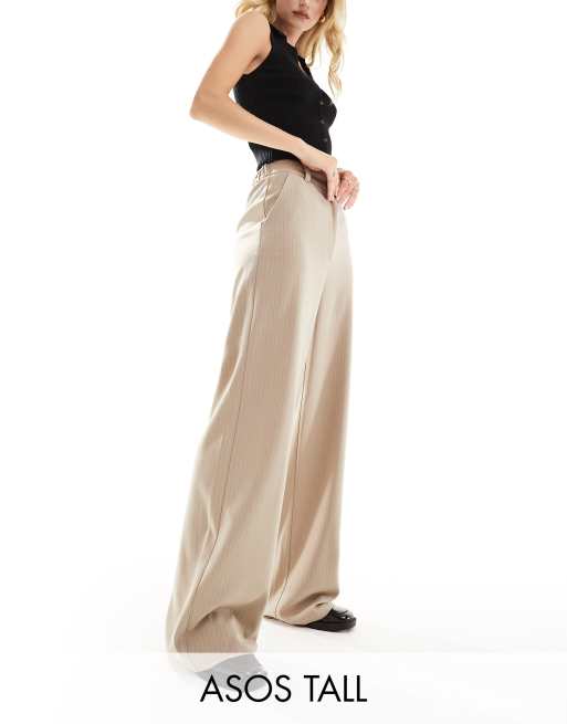 ASOS DESIGN Tall - Nålestribede bukser med vidde i gråbrun