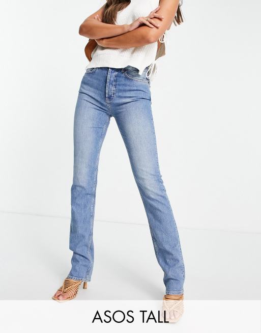 ASOS DESIGN Tall – Niebieskie elastyczne jeansy z prostymi nogawkami i średnim stanem