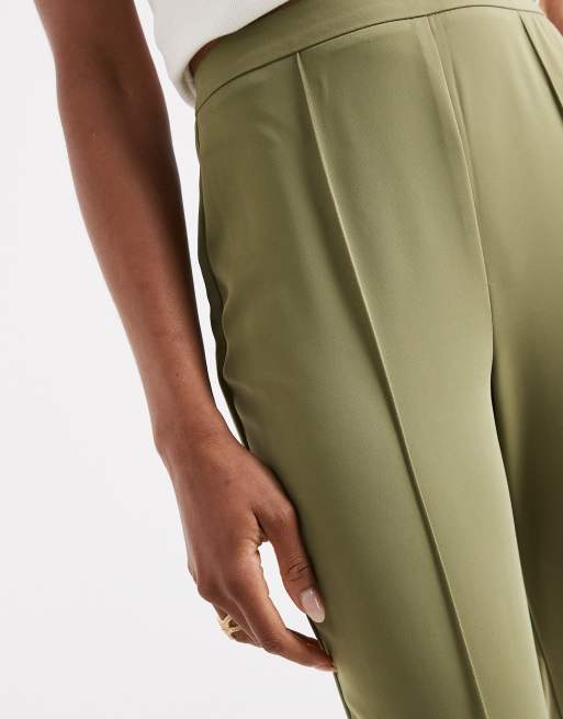 ASOS DESIGN Tall – Olivgrön, figursydda byxor med utsvängd design, 5 av 5
