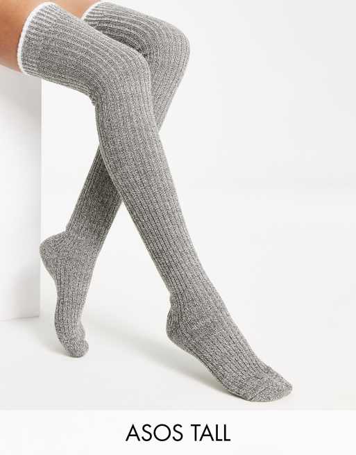 ASOS DESIGN Tall - Over-de-knie-kousen van gemengd breisel in zout en peper