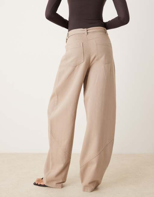 ASOS DESIGN Tall – Oversize-Hose in Pilzbraun mit verwaschenem Utility-Detail, 2 von 5