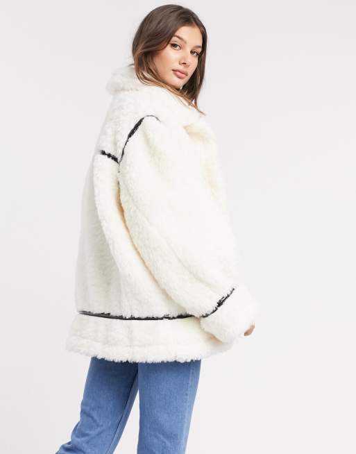 ASOS DESIGN Tall - oversized aviator lammeskindsjakke med lak bindebånd i cream, 2 af 4