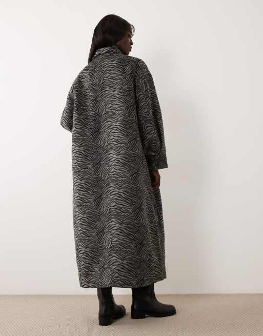 ASOS DESIGN Tall oversize’owy płaszcz wizytowy w szary wzór zebry, 4 z 4