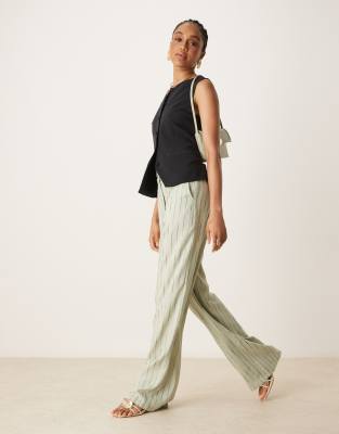 ASOS DESIGN Tall - Pantalon droit décontracté en lin mélangé à rayures effet tortillons - Sauge-Vert 34