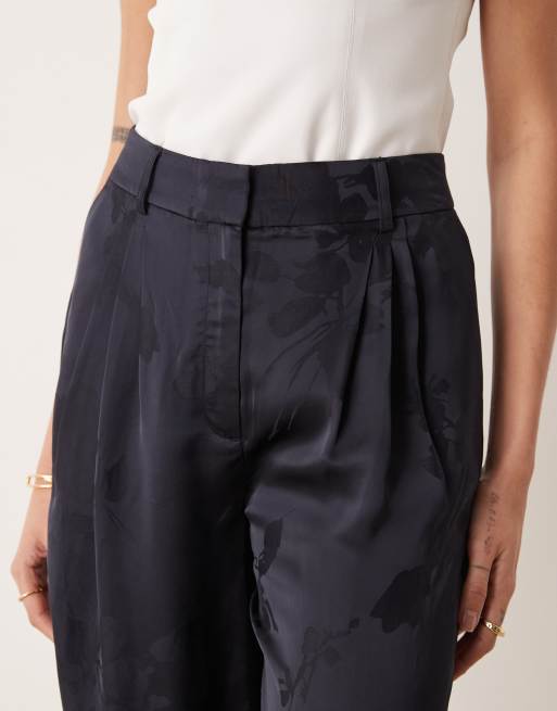 ASOS DESIGN Tall - Pantalon droit élégant à taille haute en jacquard satiné - Bleu marine, 4 de 5