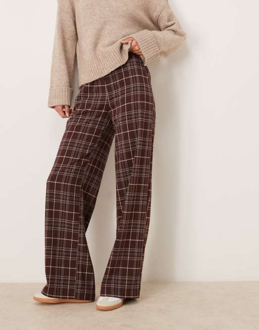ASOS DESIGN Tall - Pantalon habillé coupe droite décontractée à carreaux - Bordeaux, 3 de 5